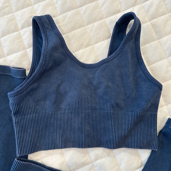 Workout set - Picture 2 of 3